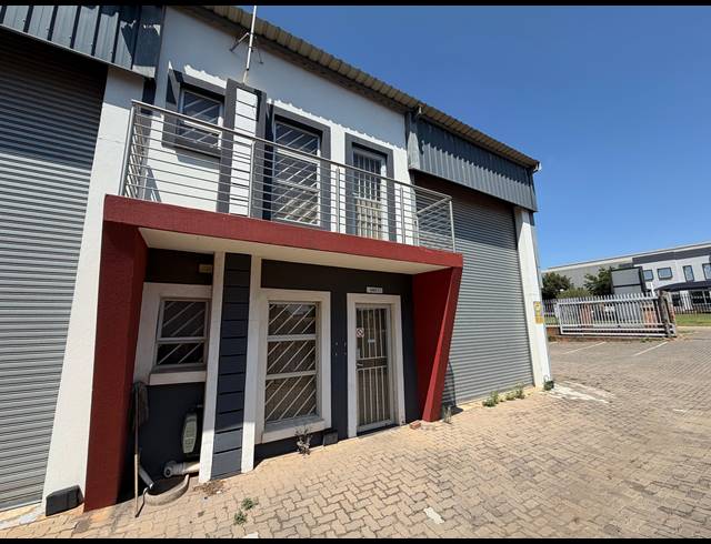 155M² WAREHOUSE TO LET IN CHLOORKOP